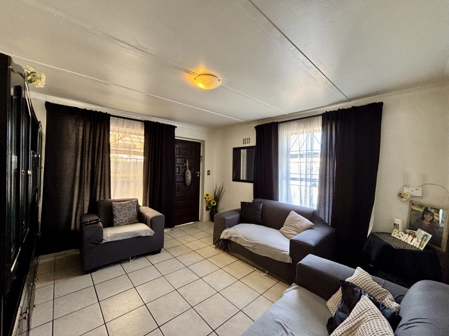 3 Bedroom Property for Sale in Portlands Western Cape